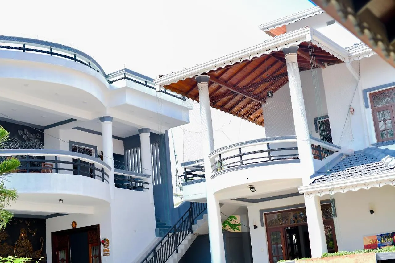 Silva'S Residence Negombo