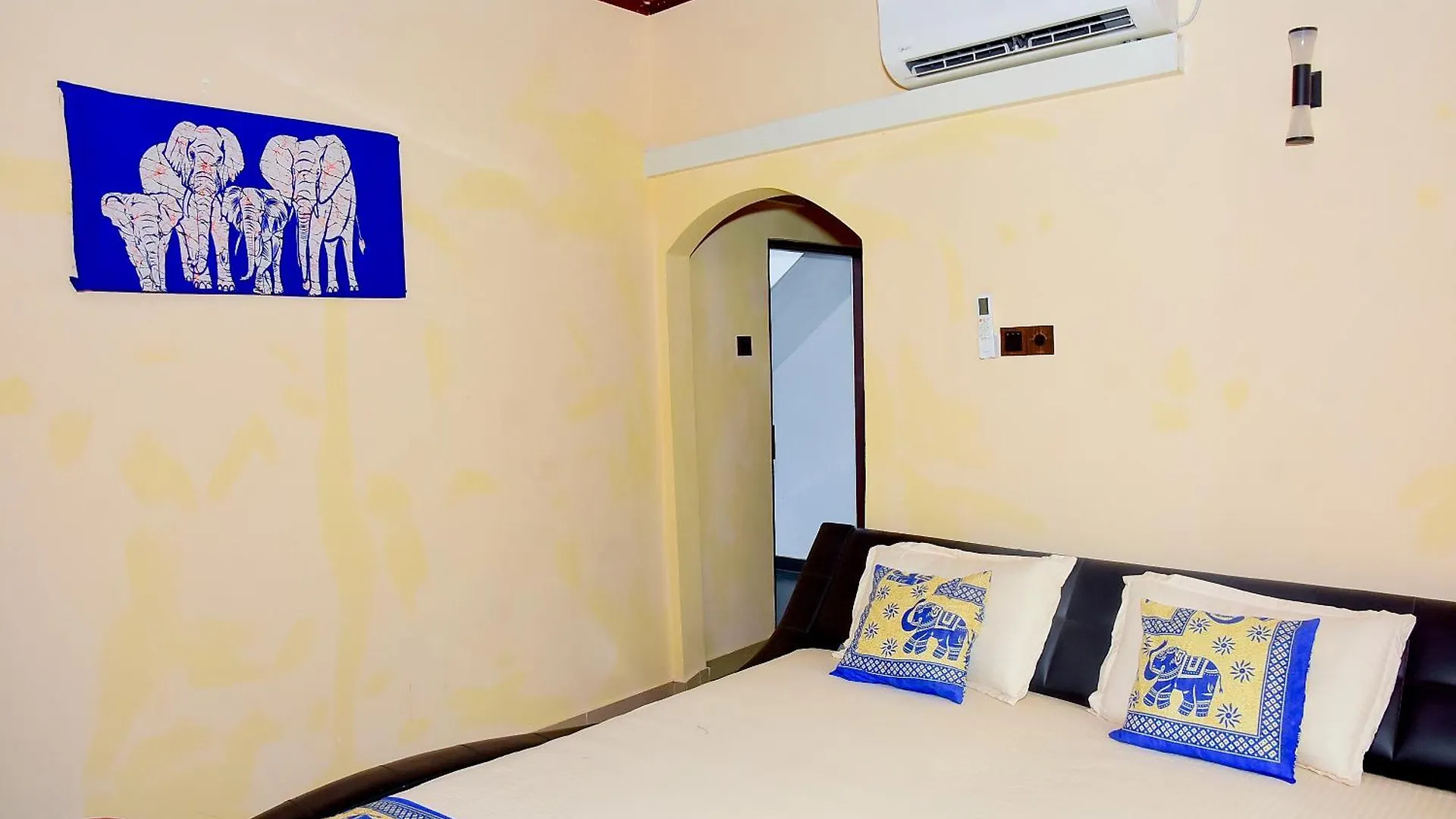 Silva'S Residence Negombo Guest house